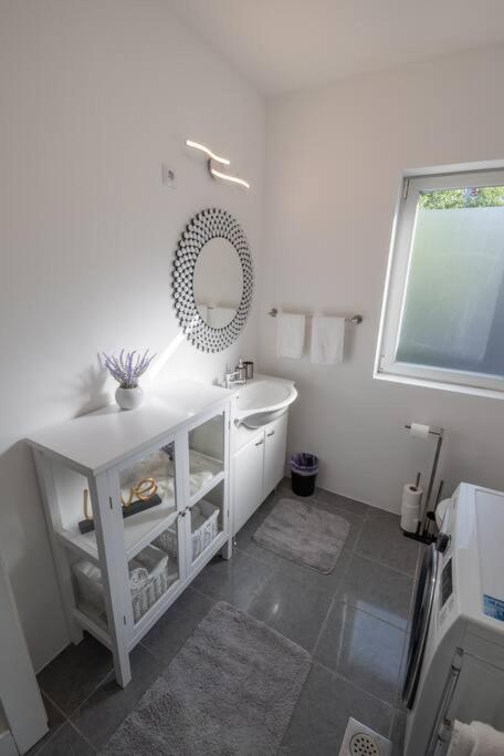 Apartman Iva Apartment Задар Екстериор снимка